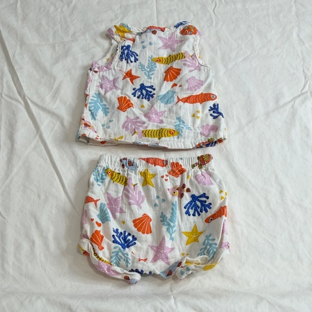NEW WITH TAGS Mixed Pattern Baby Outfit Bundle - Floral, Sea Life & Daisy Prints